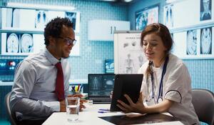 medical-specialist-explaining-diagnostic-test-resu