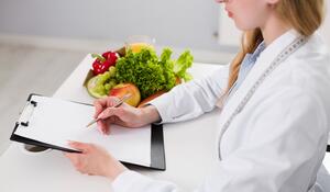 diet-concept-with-female-scientist-healthy-food