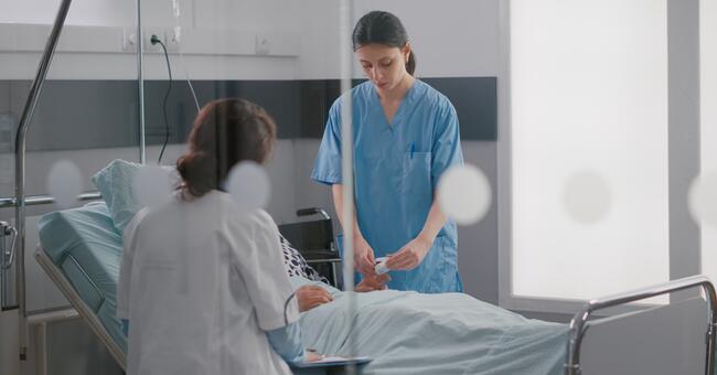 specialist-doctor-medical-uniform-checking-sick-ma
